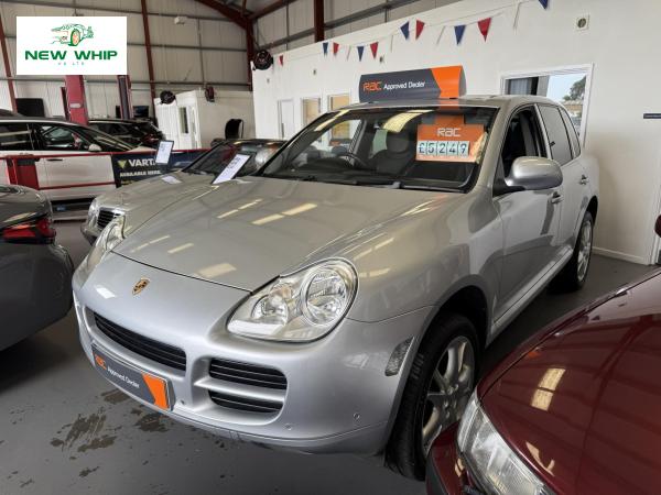 Porsche Cayenne 3.2 V6 SUV 5dr Petrol Manual AWD (317 g/km, 250 bhp)