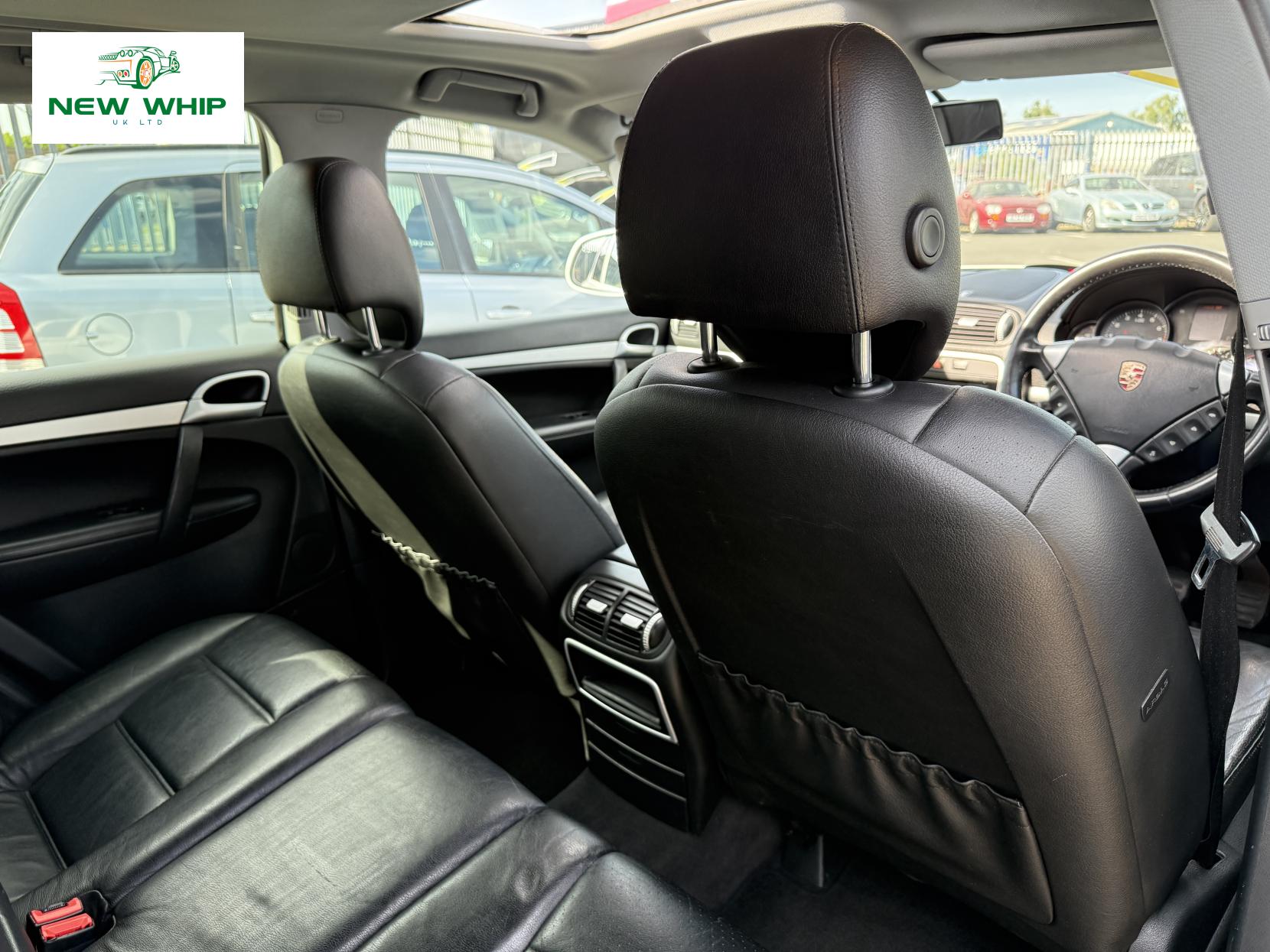 Porsche Cayenne 3.2 V6 SUV 5dr Petrol Manual AWD (317 g/km, 250 bhp)