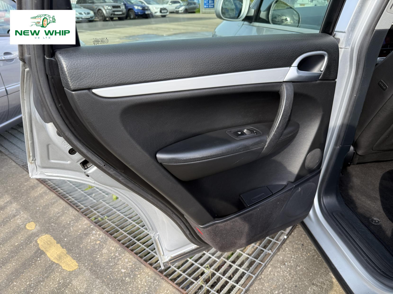 Porsche Cayenne 3.2 V6 SUV 5dr Petrol Manual AWD (317 g/km, 250 bhp)