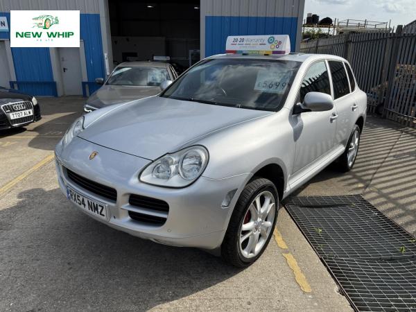 Porsche Cayenne 3.2 V6 SUV 5dr Petrol Manual AWD (317 g/km, 250 bhp)
