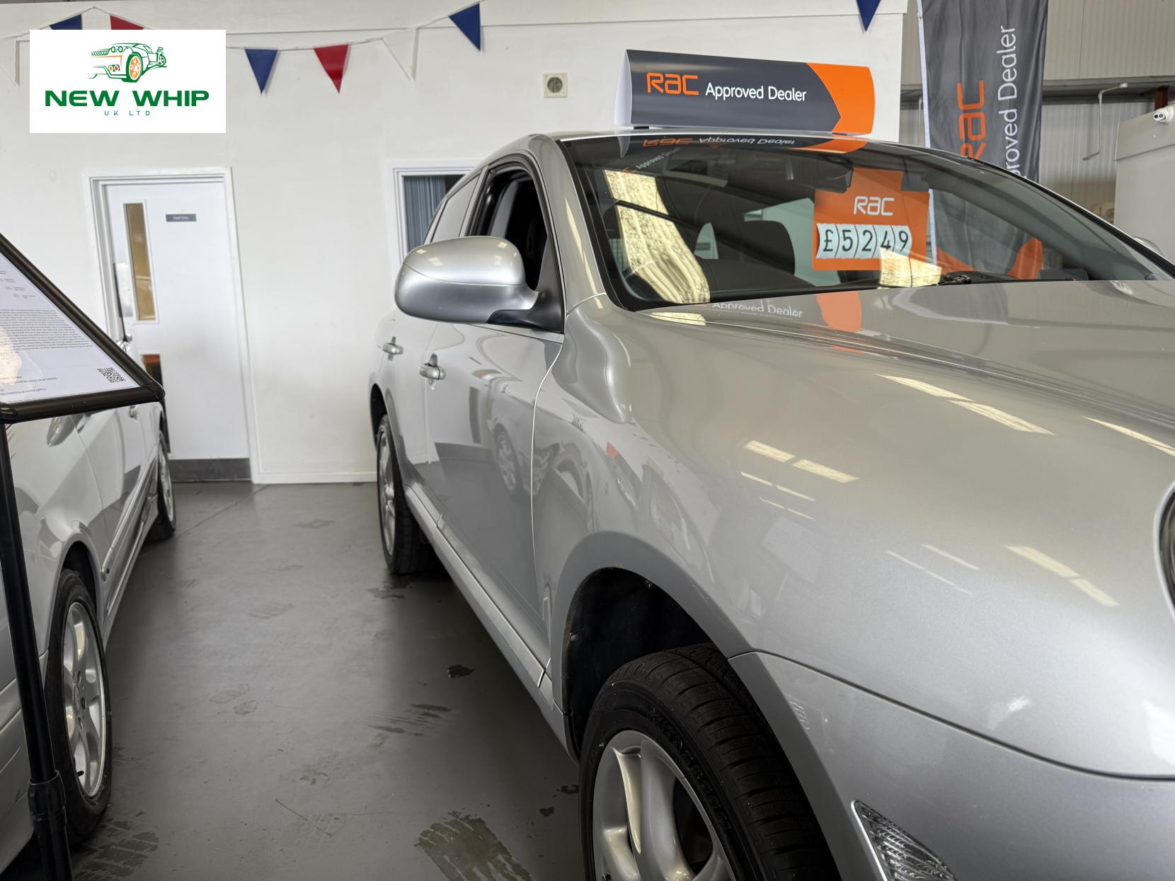 Porsche Cayenne 3.2 V6 SUV 5dr Petrol Manual AWD (317 g/km, 250 bhp)