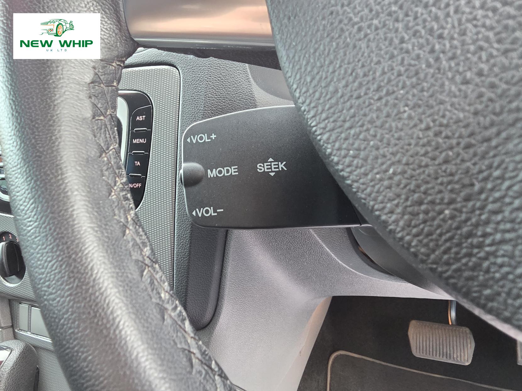 Ford Focus 1.6 Titanium Hatchback 5dr Petrol Automatic (184 g/km, 99 bhp)