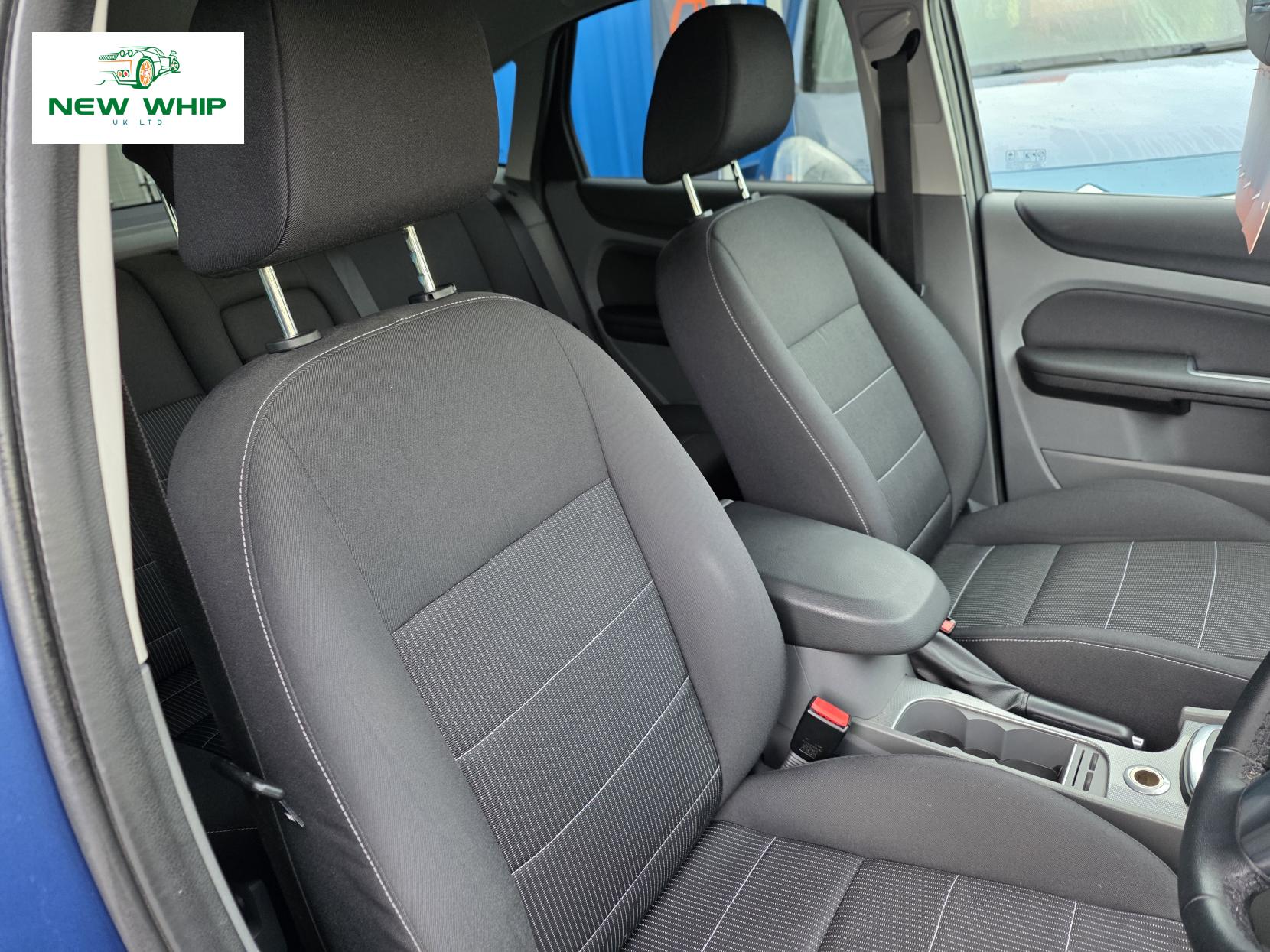 Ford Focus 1.6 Titanium Hatchback 5dr Petrol Automatic (184 g/km, 99 bhp)