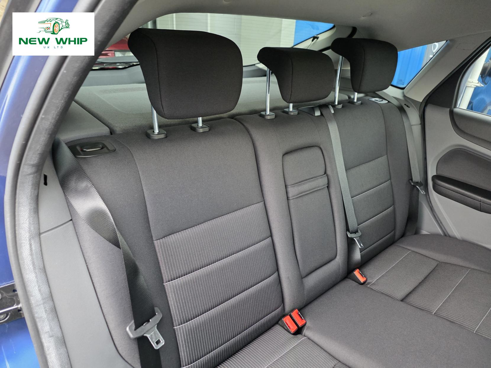 Ford Focus 1.6 Titanium Hatchback 5dr Petrol Automatic (184 g/km, 99 bhp)