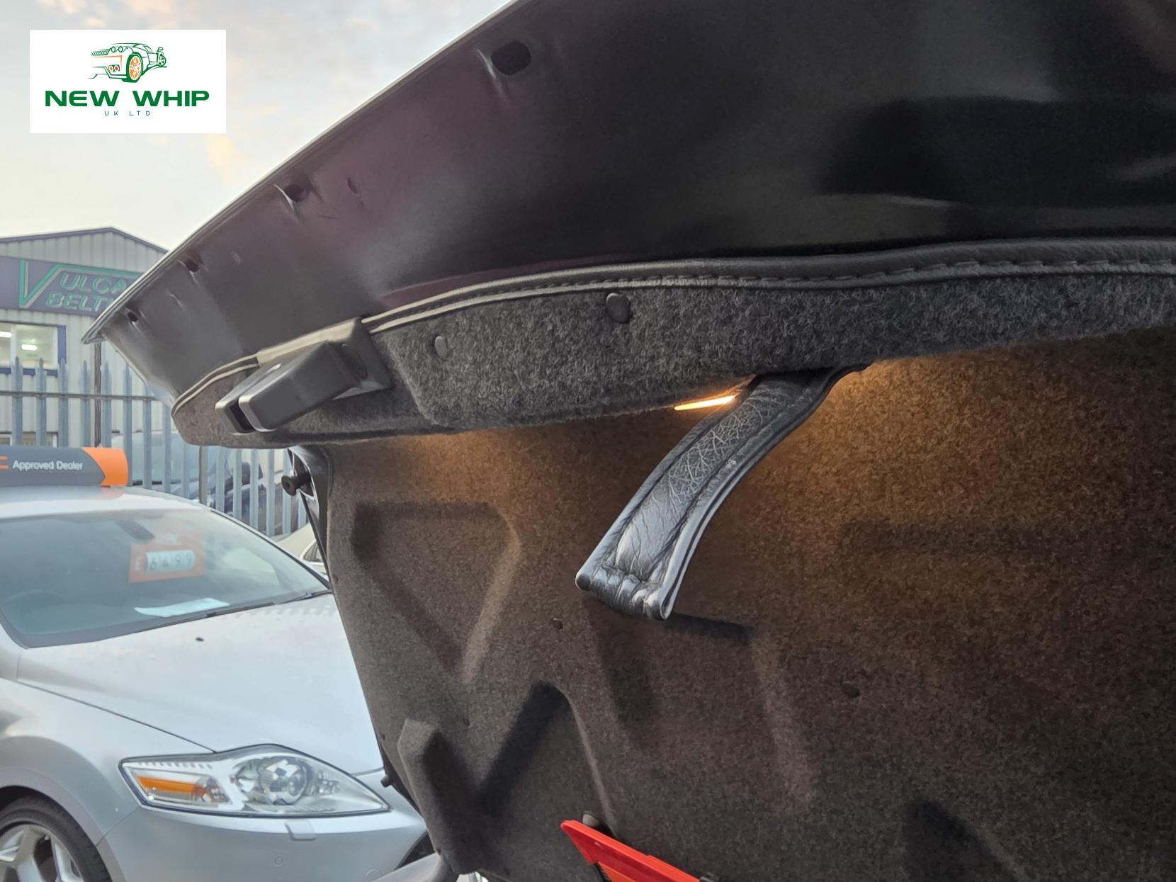 Jaguar XJ 4.0 XJ8 Saloon 4dr Petrol Automatic (285 g/km, 290 bhp)