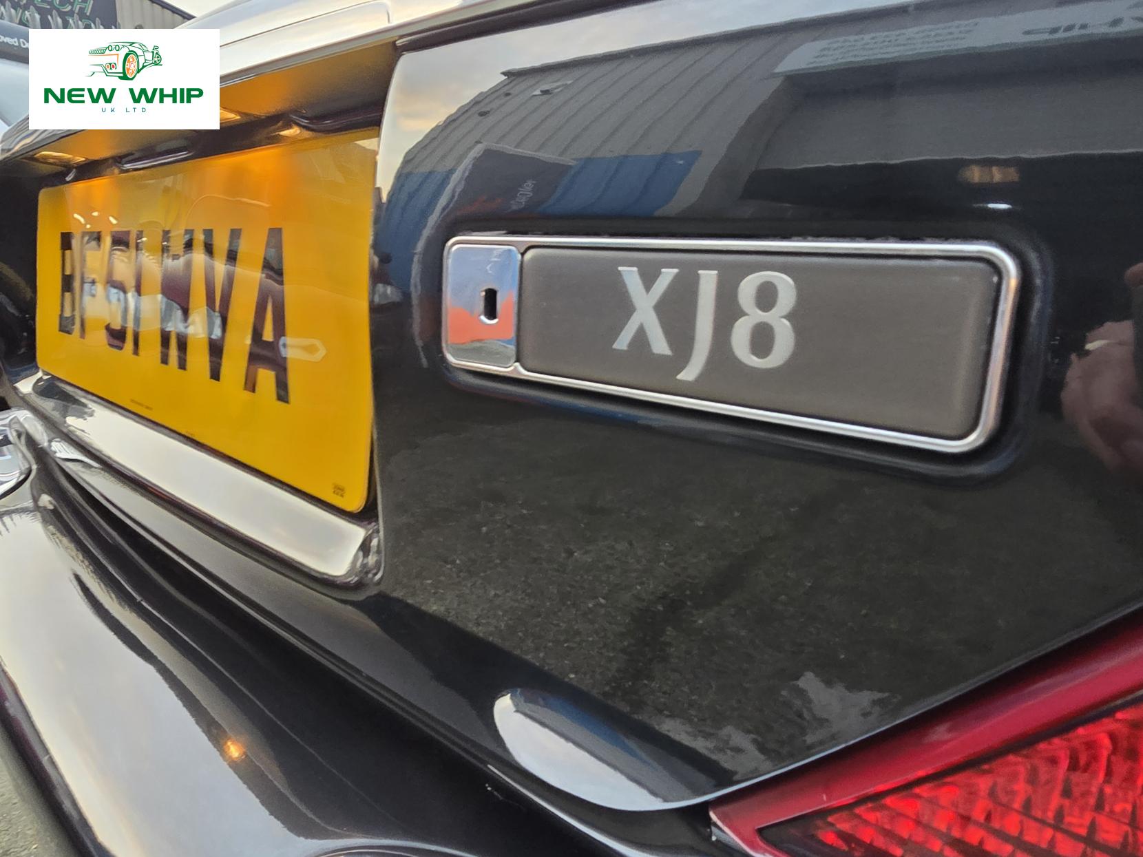 Jaguar XJ 4.0 XJ8 Saloon 4dr Petrol Automatic (285 g/km, 290 bhp)