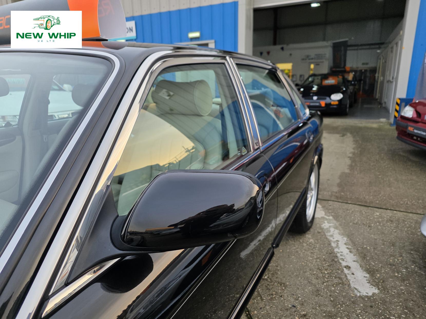 Jaguar XJ 4.0 XJ8 Saloon 4dr Petrol Automatic (285 g/km, 290 bhp)