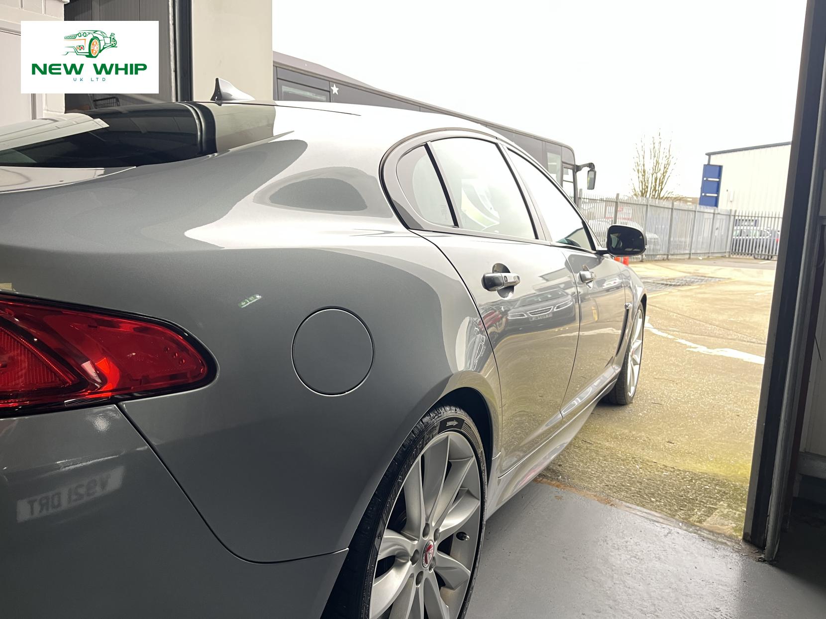 Jaguar XF 3.0d S V6 Premium Luxury Saloon 4dr Diesel Auto Euro 5 (s/s) (275 ps)