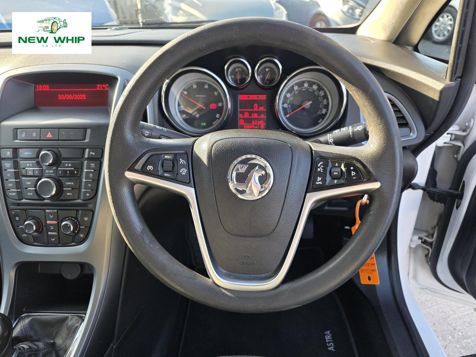 Vauxhall Astra 1.7 CDTi ecoFLEX Exclusiv Hatchback 5dr Diesel Manual Euro 5 (s/s) (110 ps)