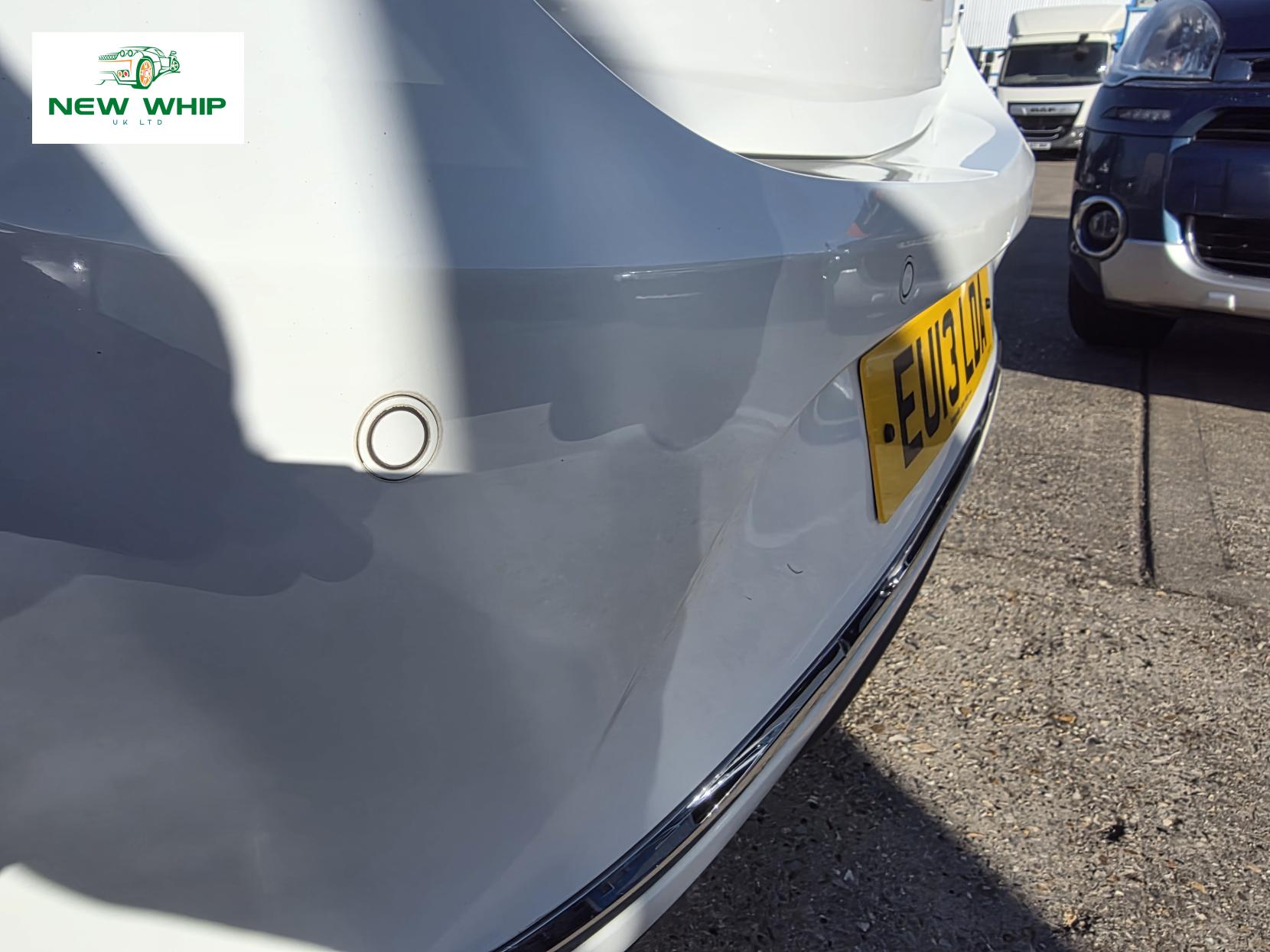 Vauxhall Astra 1.7 CDTi ecoFLEX Exclusiv Hatchback 5dr Diesel Manual Euro 5 (s/s) (110 ps)
