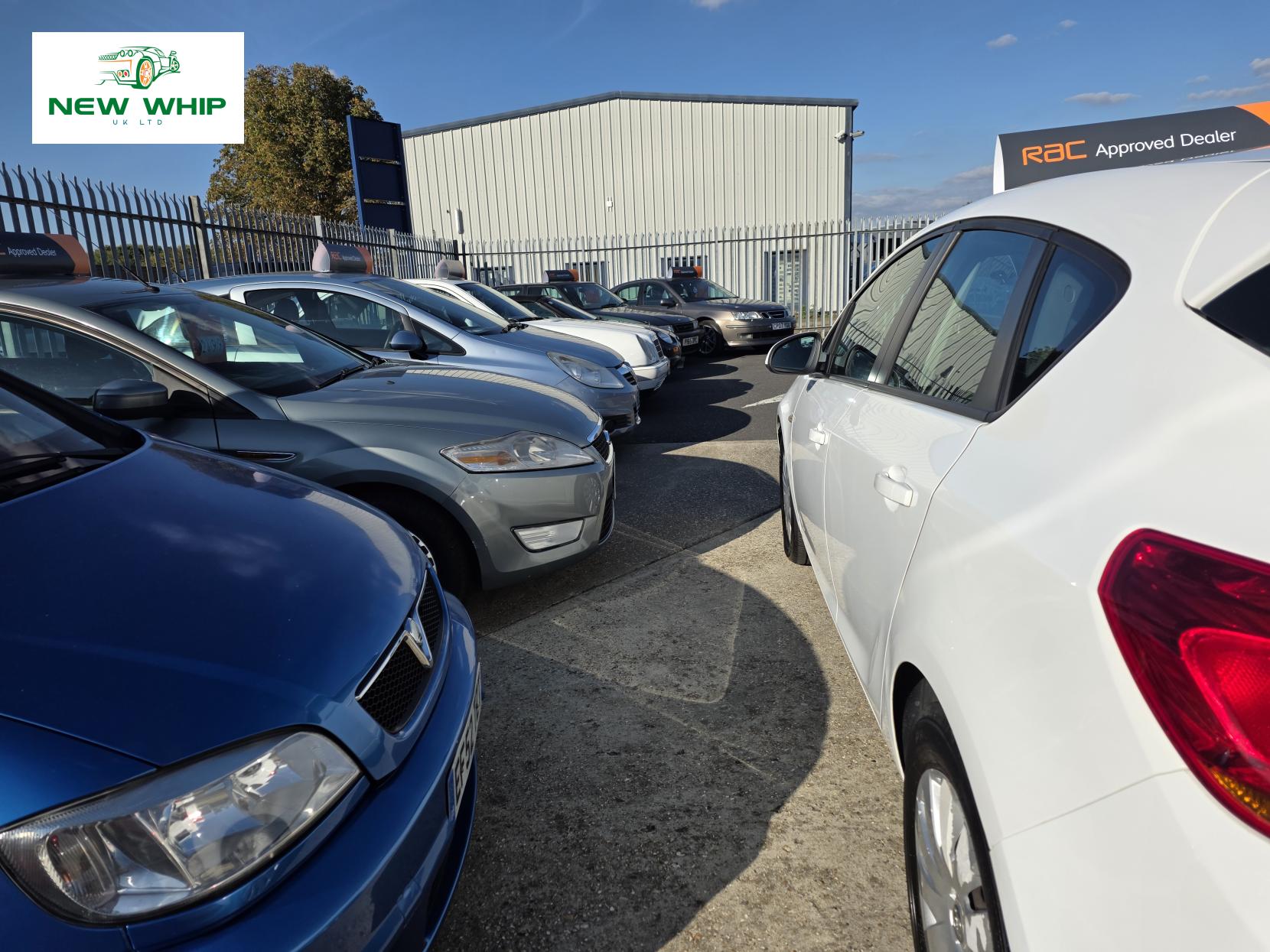 Vauxhall Astra 1.7 CDTi ecoFLEX Exclusiv Hatchback 5dr Diesel Manual Euro 5 (s/s) (110 ps)