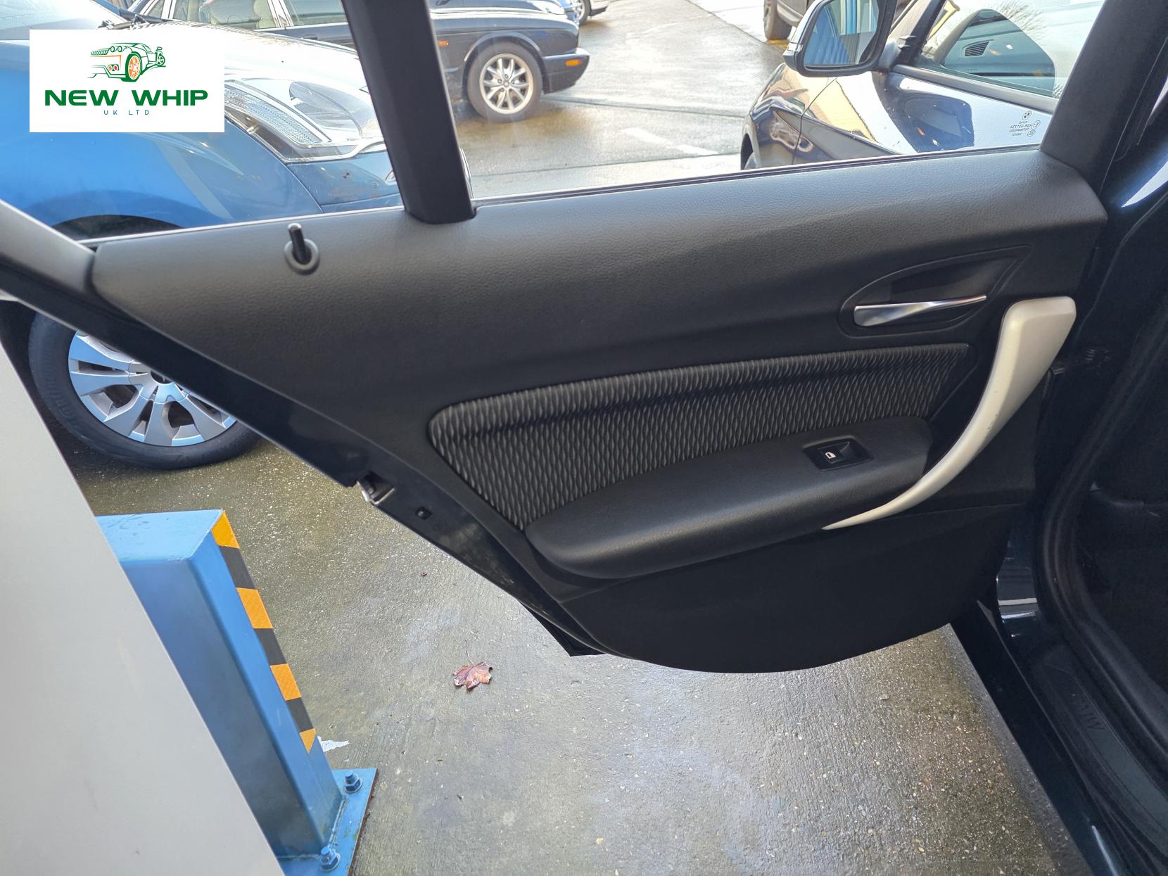 BMW 1 Series 2.0 116d SE Hatchback 5dr Diesel Manual Euro 5 (s/s) (116 ps)