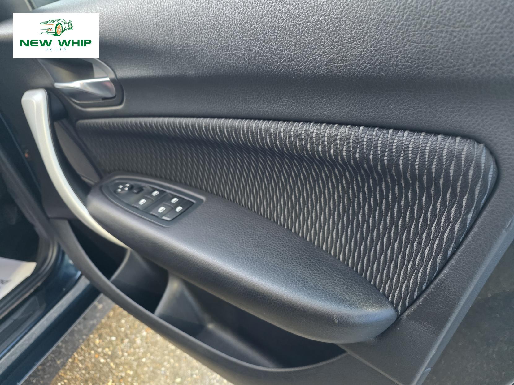 BMW 1 Series 2.0 116d SE Hatchback 5dr Diesel Manual Euro 5 (s/s) (116 ps)