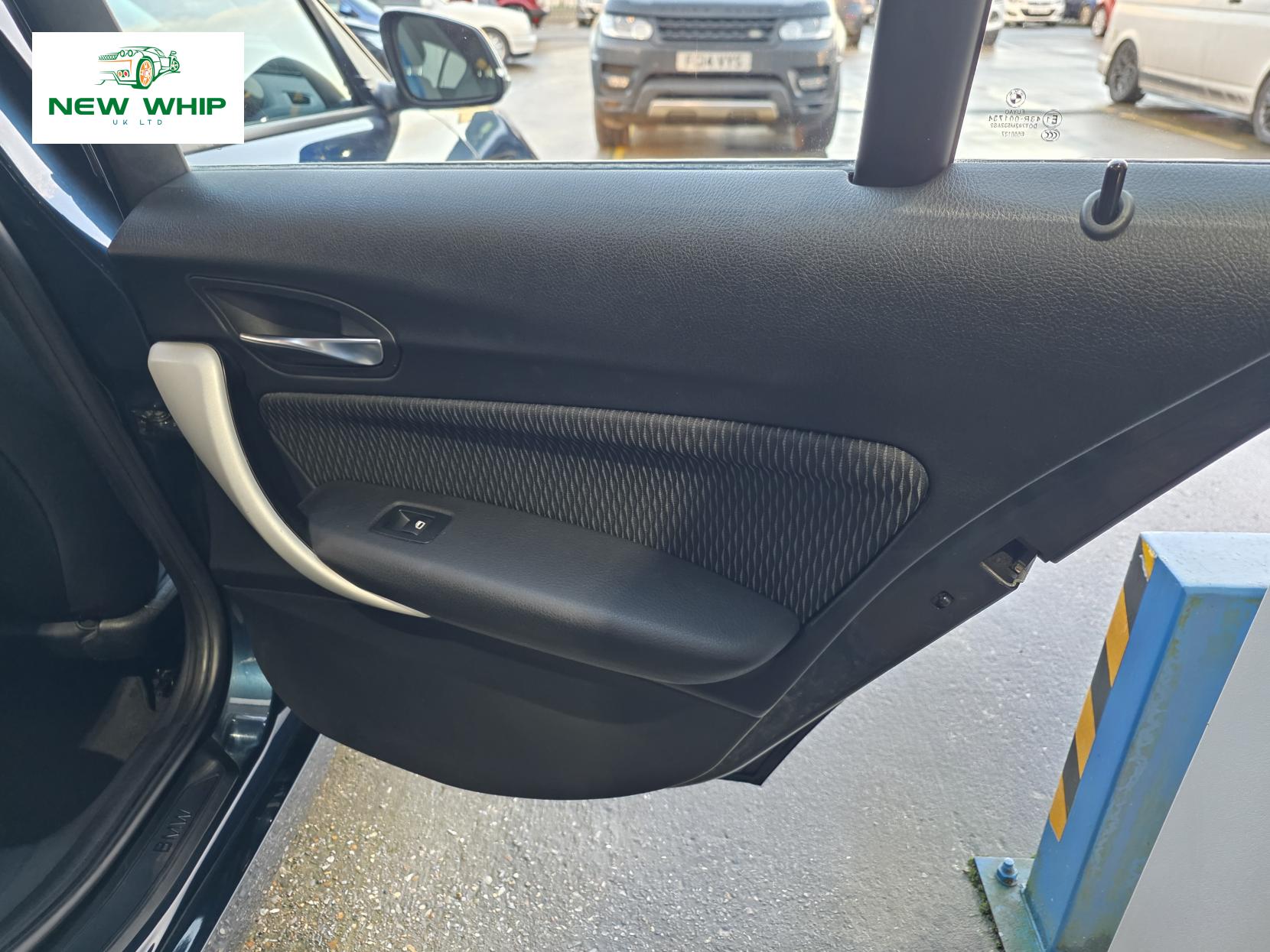 BMW 1 Series 2.0 116d SE Hatchback 5dr Diesel Manual Euro 5 (s/s) (116 ps)