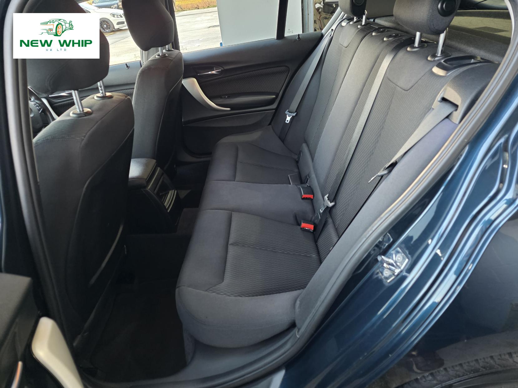 BMW 1 Series 2.0 116d SE Hatchback 5dr Diesel Manual Euro 5 (s/s) (116 ps)