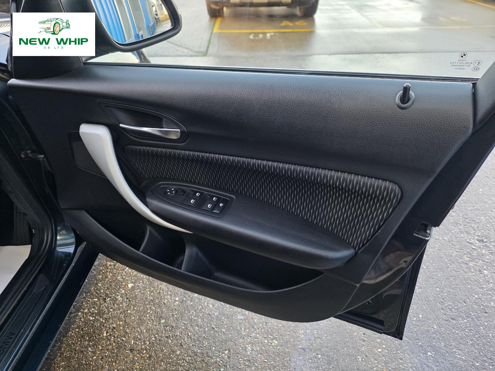 BMW 1 Series 2.0 116d SE Hatchback 5dr Diesel Manual Euro 5 (s/s) (116 ps)