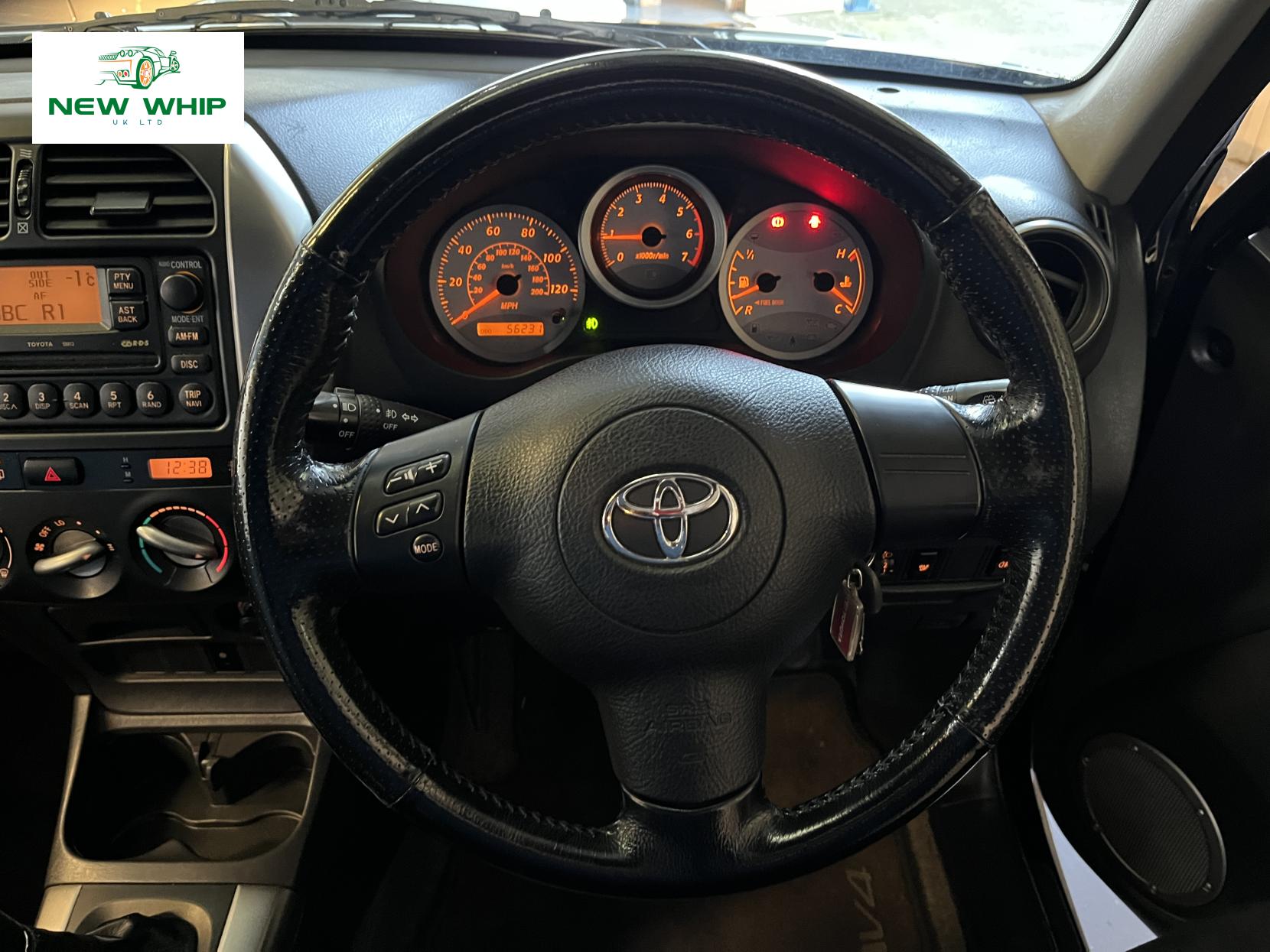 Toyota RAV4 2.0 D-4D XT3 SUV 3dr Diesel Manual 4WD (190 g/km, 114 bhp)