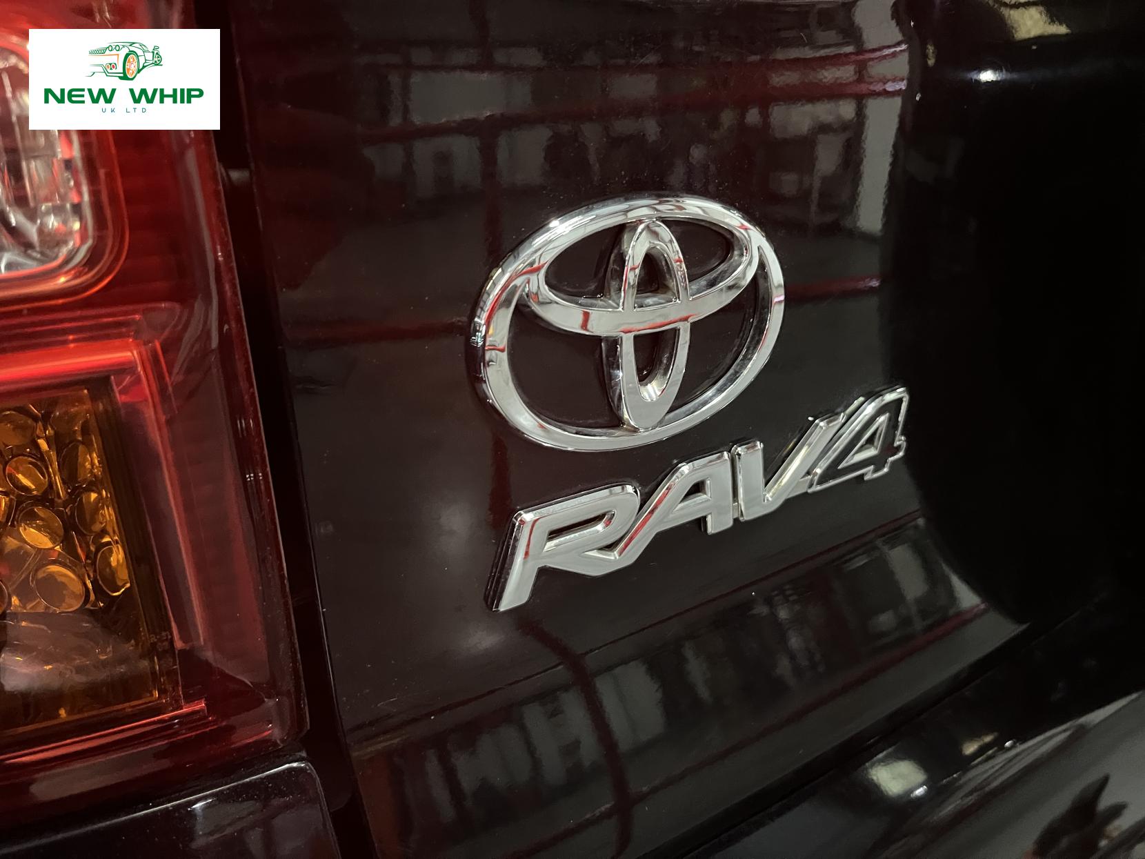 Toyota RAV4 2.0 D-4D XT3 SUV 3dr Diesel Manual 4WD (190 g/km, 114 bhp)