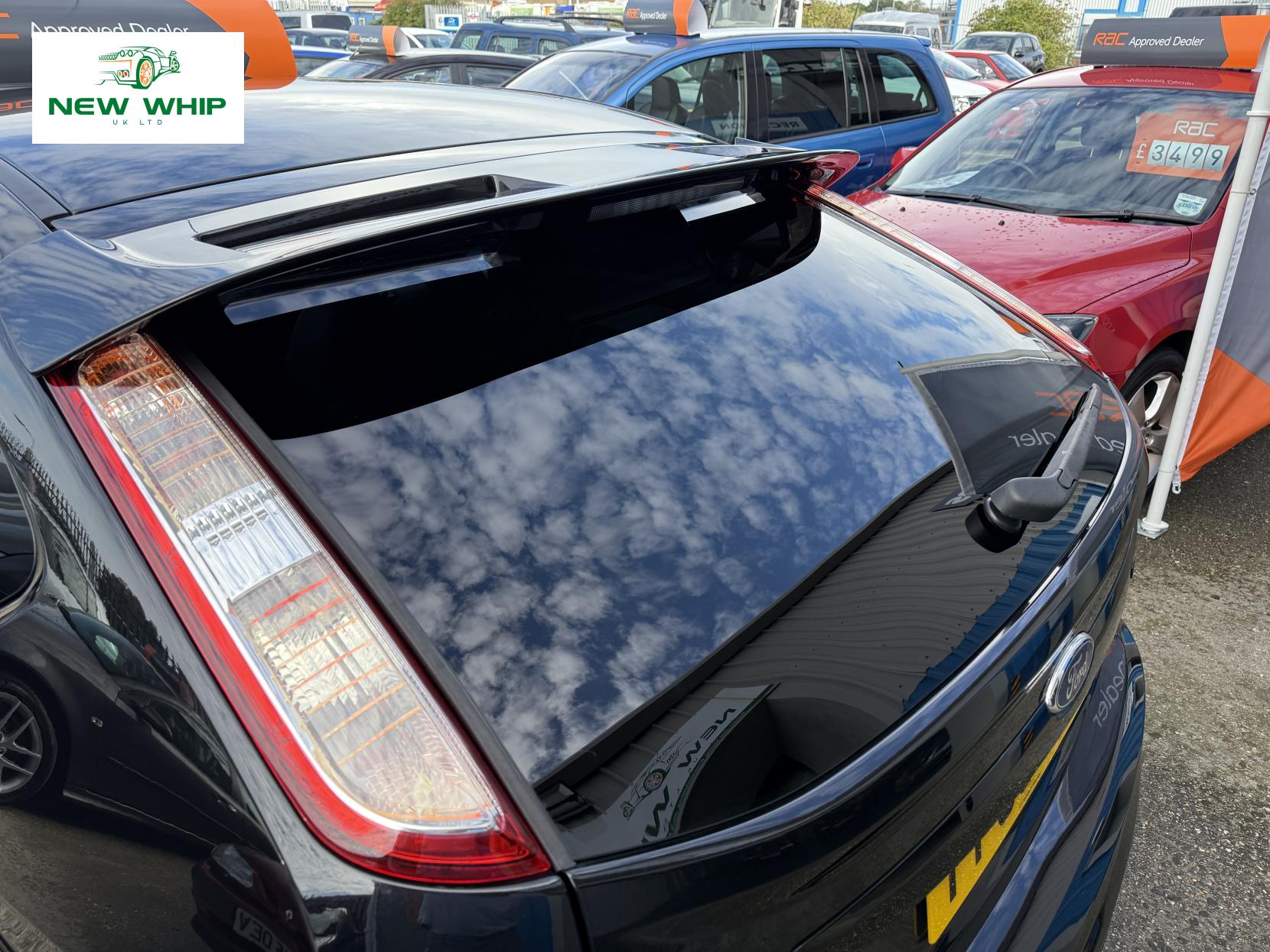 Ford Focus 2.5 SIV ST-3 Hatchback 3dr Petrol Manual (224 g/km, 221 bhp)