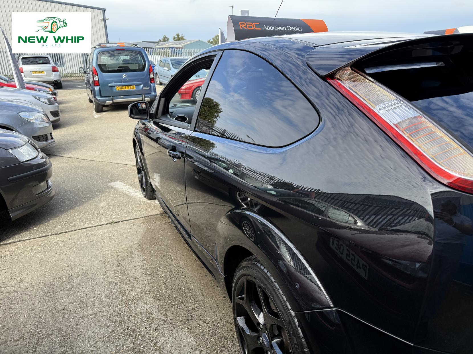 Ford Focus 2.5 SIV ST-3 Hatchback 3dr Petrol Manual (224 g/km, 221 bhp)