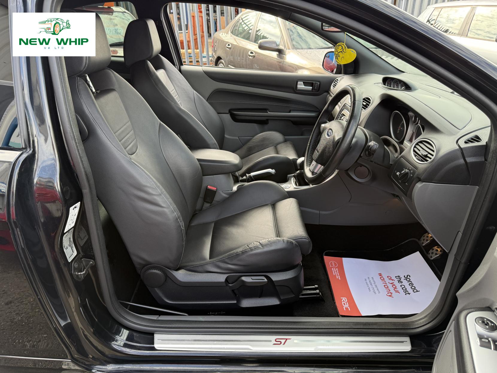 Ford Focus 2.5 SIV ST-3 Hatchback 3dr Petrol Manual (224 g/km, 221 bhp)