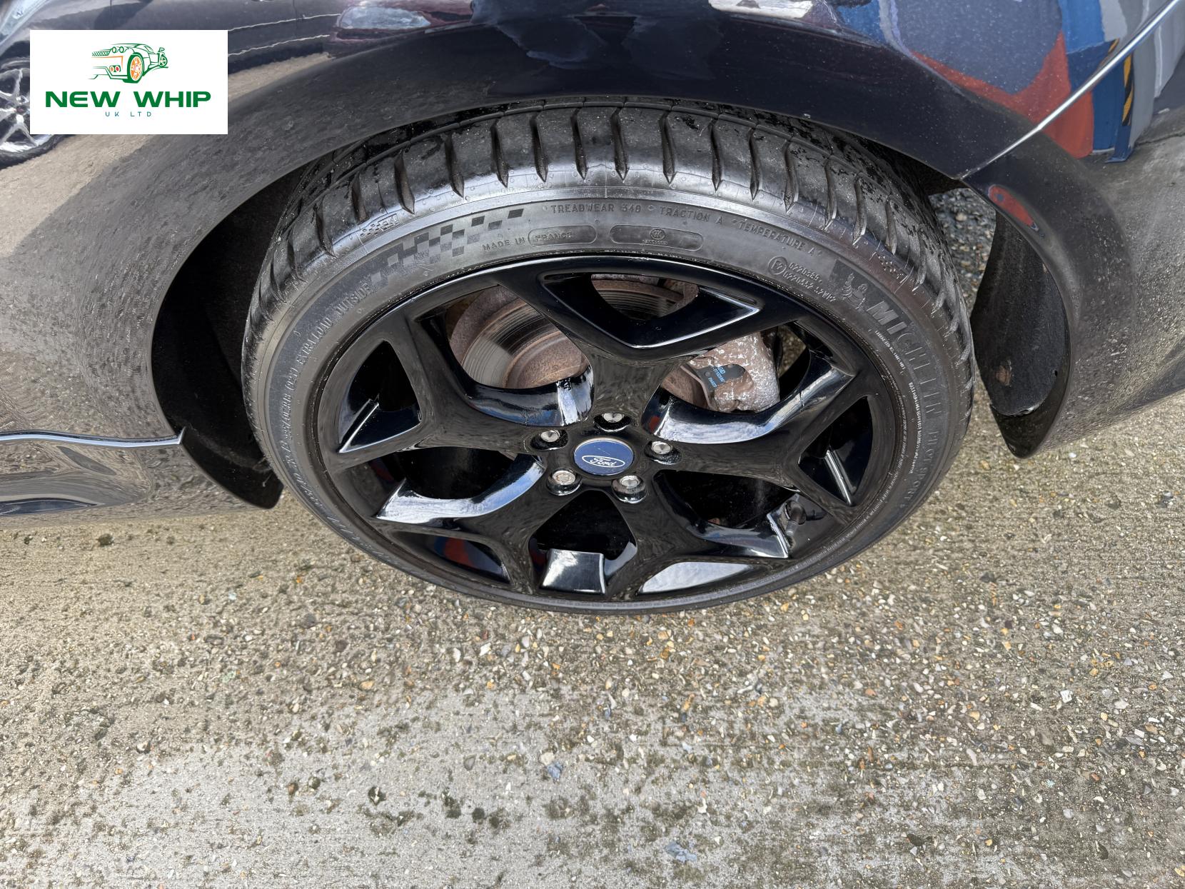Ford Focus 2.5 SIV ST-3 Hatchback 3dr Petrol Manual (224 g/km, 221 bhp)