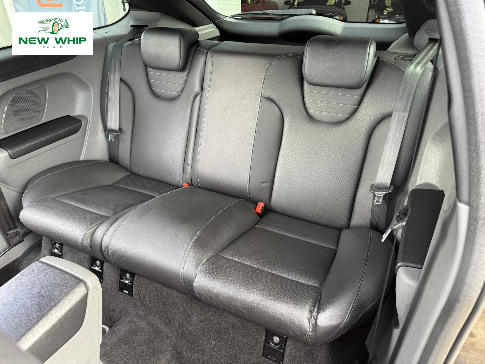 Ford Focus 2.5 SIV ST-3 Hatchback 3dr Petrol Manual (224 g/km, 221 bhp)