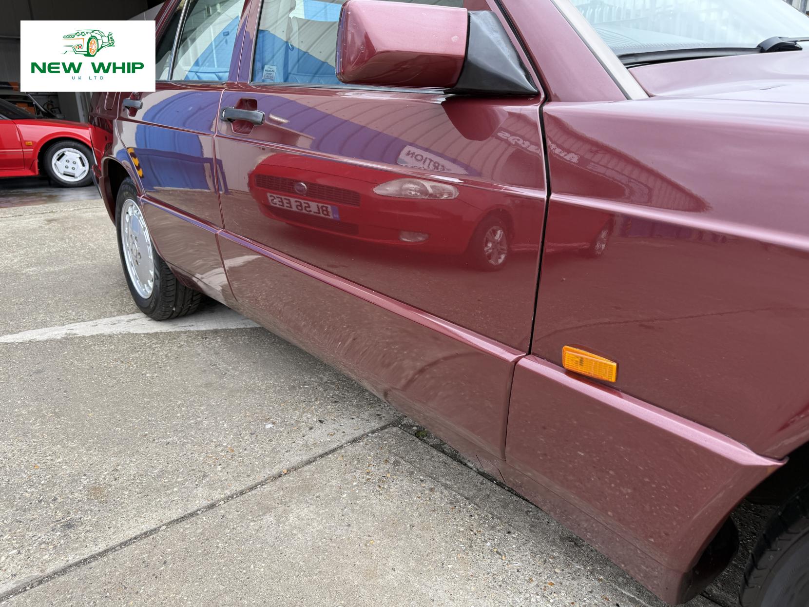 Mercedes-Benz 190 2.6 E Saloon 4dr Petrol Automatic (160 bhp)