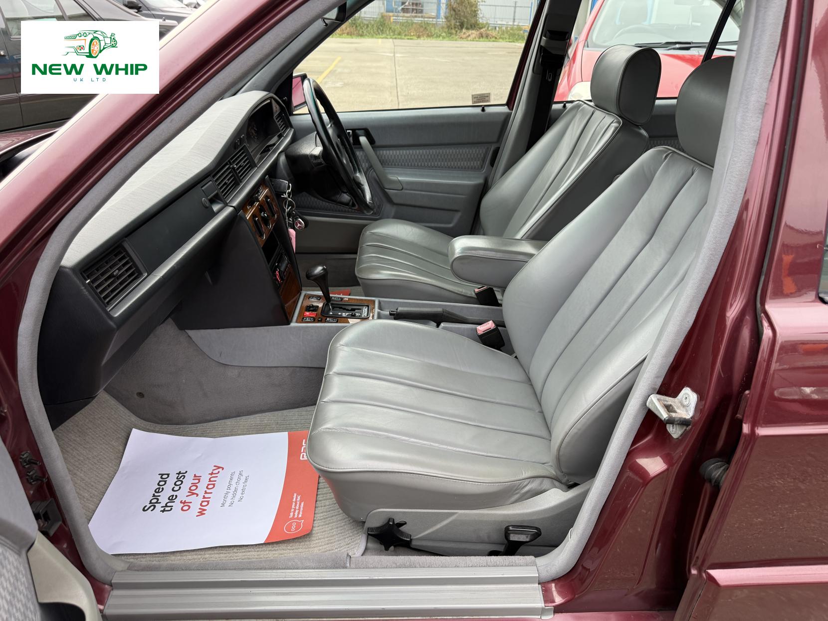Mercedes-Benz 190 2.6 E Saloon 4dr Petrol Automatic (160 bhp)