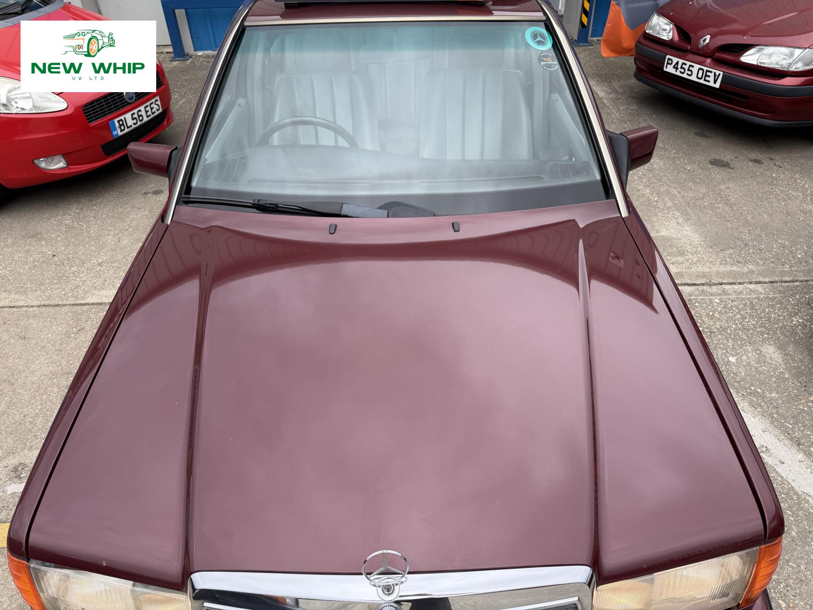 Mercedes-Benz 190 2.6 E Saloon 4dr Petrol Automatic (160 bhp)