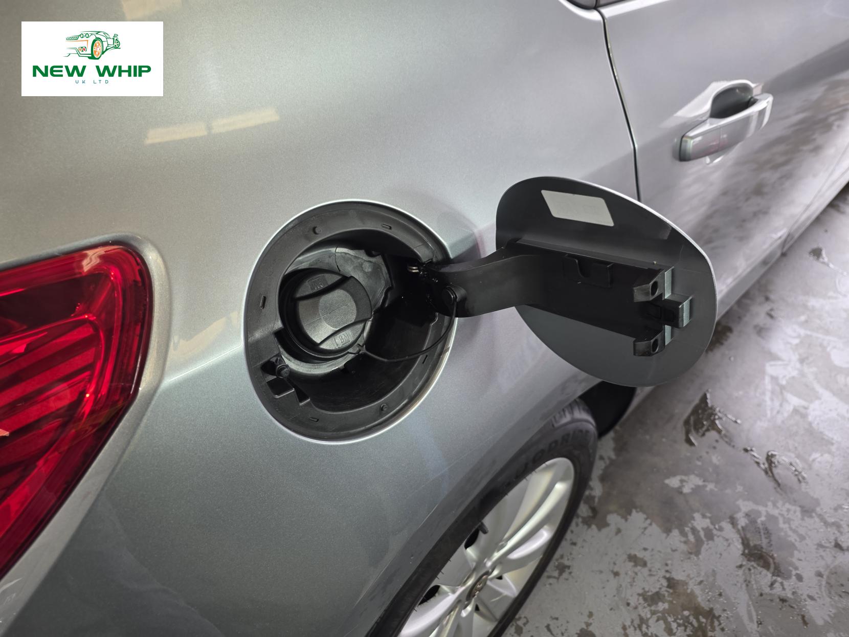 Vauxhall Astra 1.6 16v Exclusiv Hatchback 5dr Petrol Manual Euro 5 (115 ps)