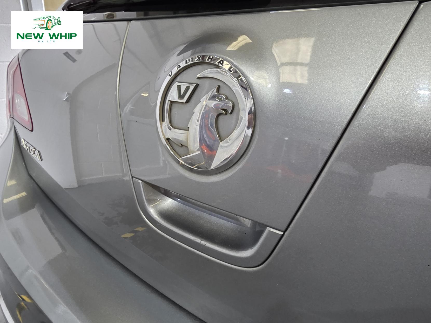 Vauxhall Astra 1.6 16v Exclusiv Hatchback 5dr Petrol Manual Euro 5 (115 ps)