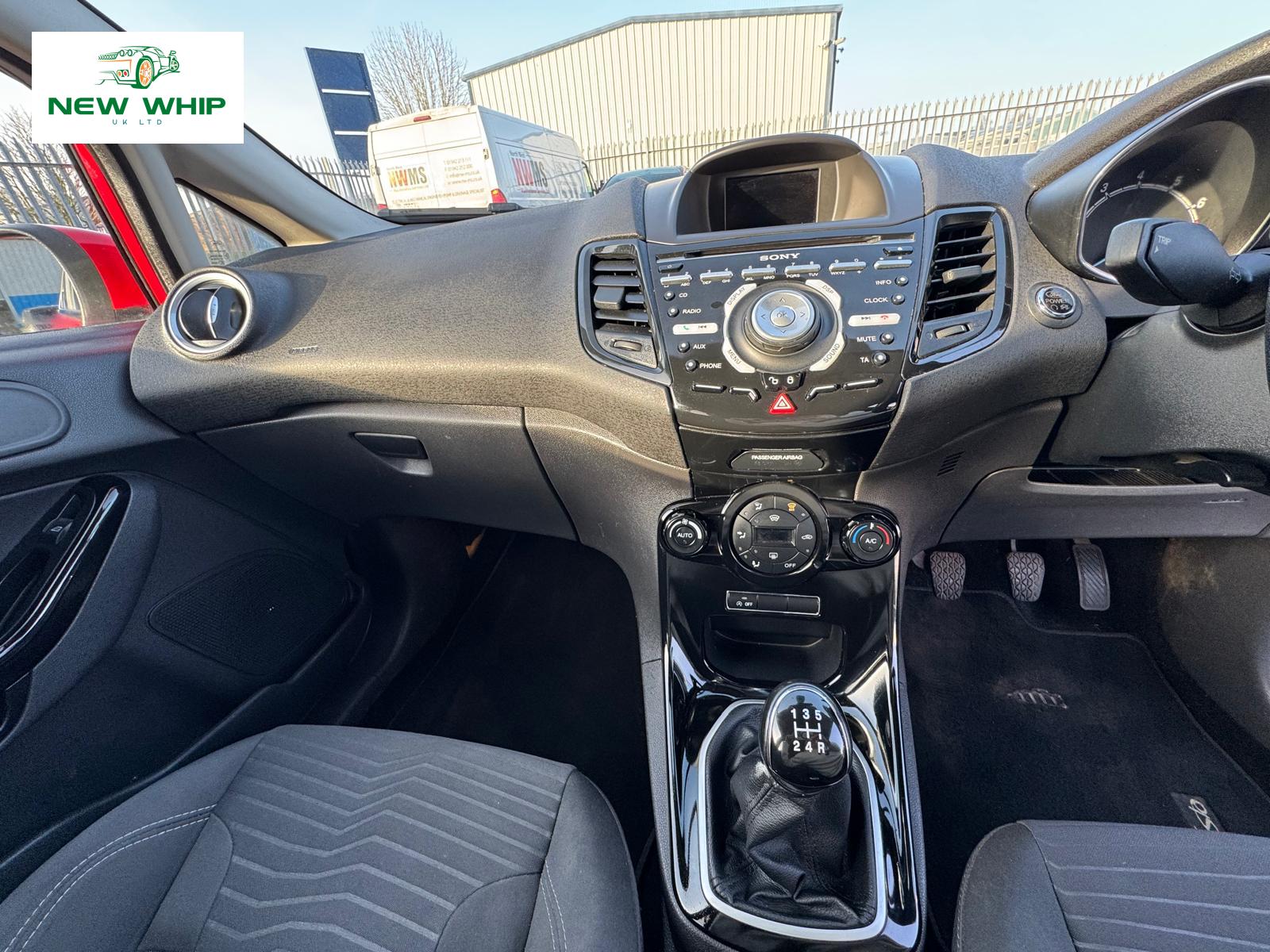 Ford Fiesta 1.0T EcoBoost Titanium Hatchback 5dr Petrol Manual Euro 5 (s/s) (125 ps)