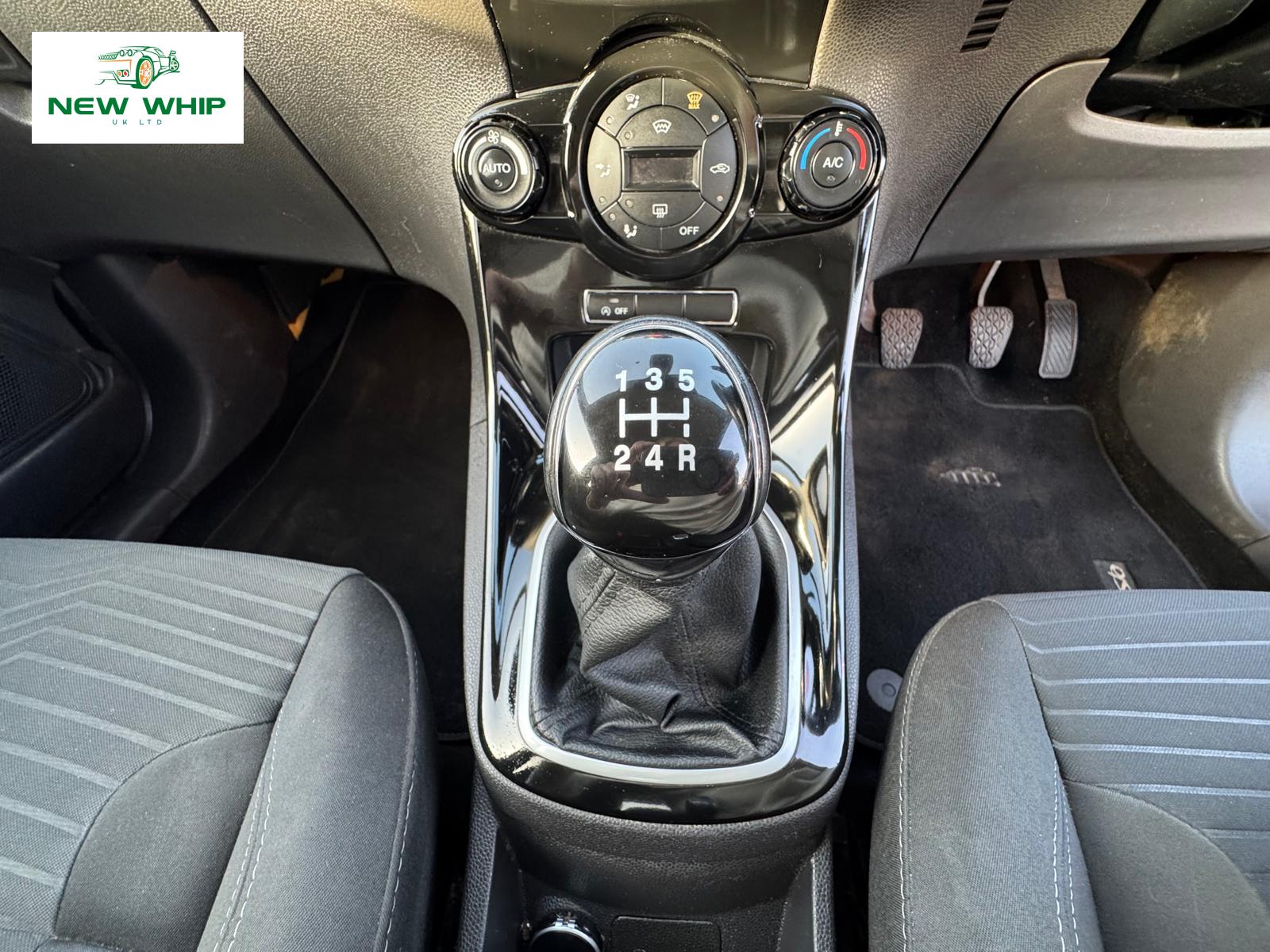 Ford Fiesta 1.0T EcoBoost Titanium Hatchback 5dr Petrol Manual Euro 5 (s/s) (125 ps)