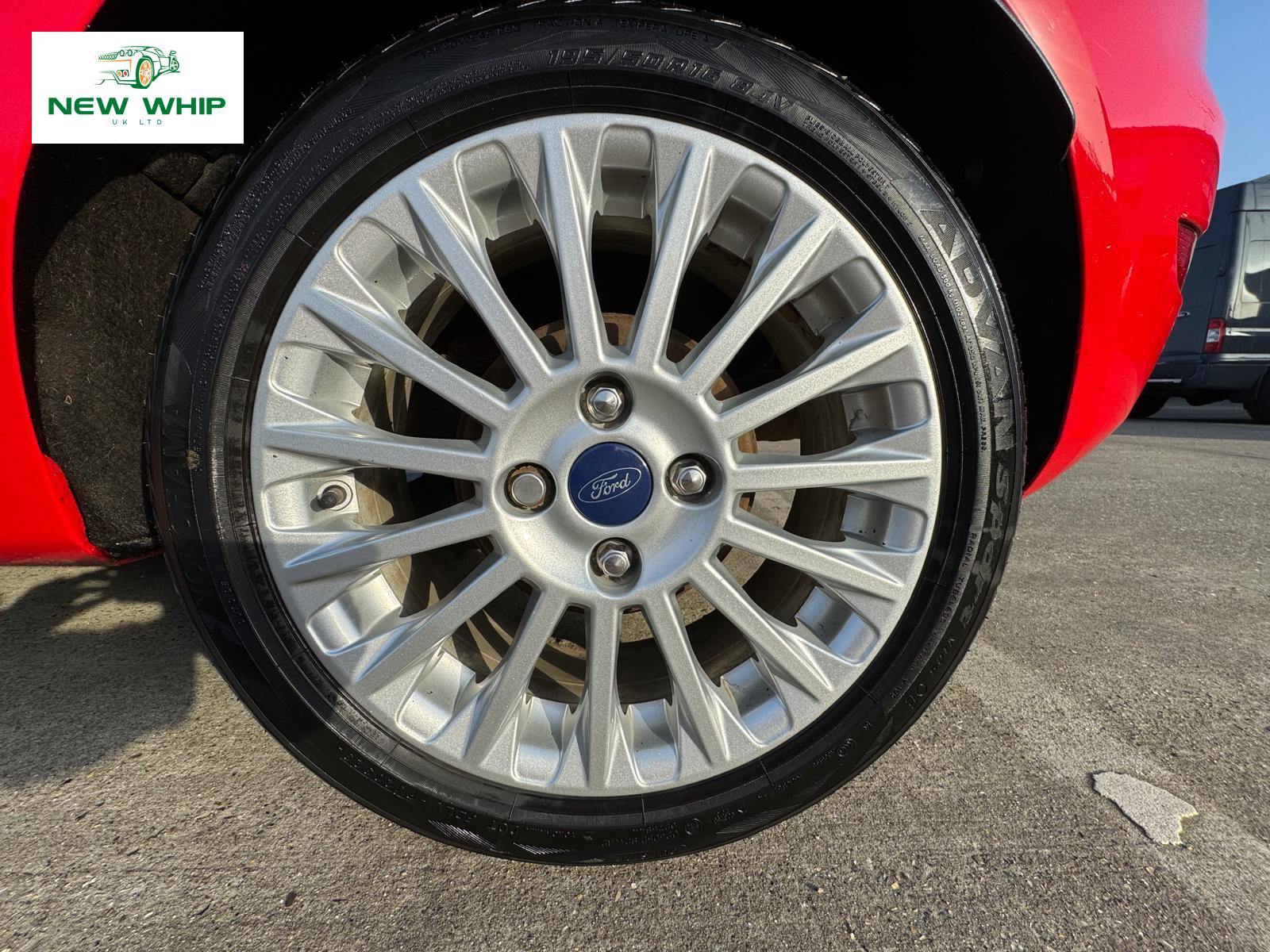 Ford Fiesta 1.0T EcoBoost Titanium Hatchback 5dr Petrol Manual Euro 5 (s/s) (125 ps)