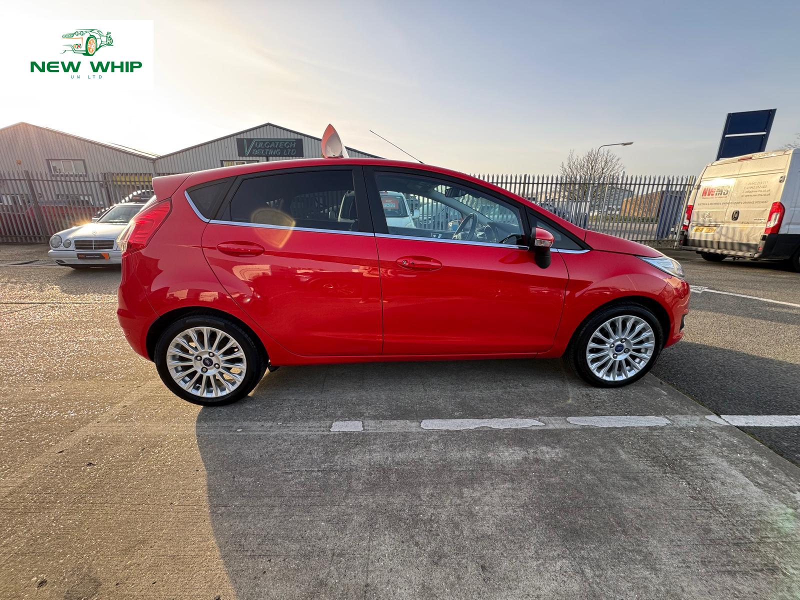 Ford Fiesta 1.0T EcoBoost Titanium Hatchback 5dr Petrol Manual Euro 5 (s/s) (125 ps)