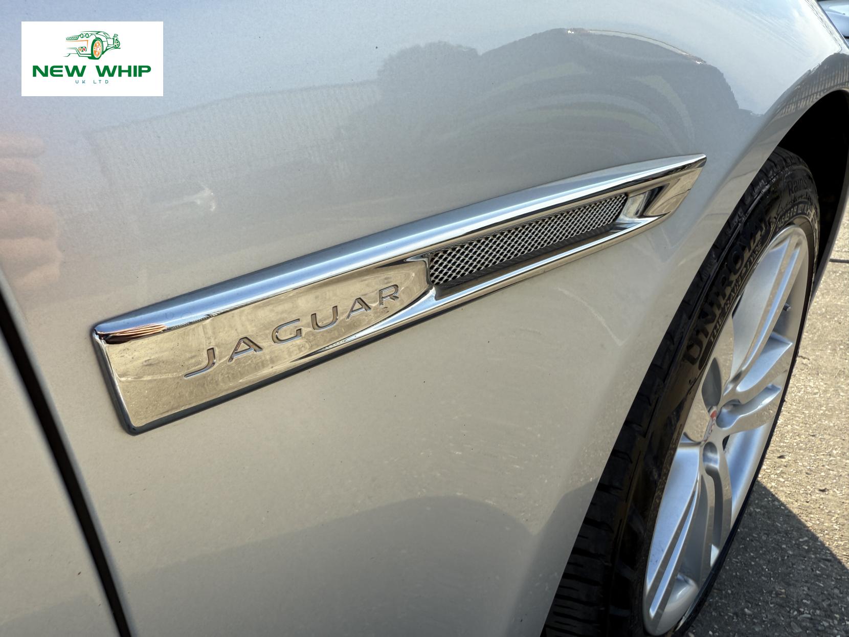 Jaguar XJ 3.0d V6 Premium Luxury Saloon 4dr Diesel Auto Euro 6 (s/s) (300 ps)