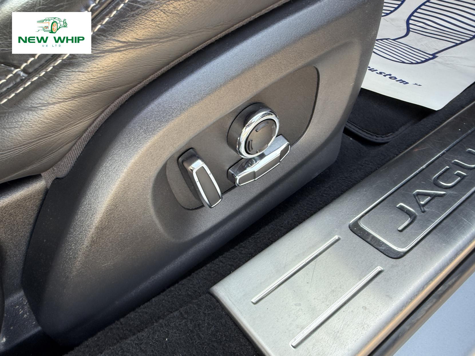 Jaguar XJ 3.0d V6 Premium Luxury Saloon 4dr Diesel Auto Euro 6 (s/s) (300 ps)