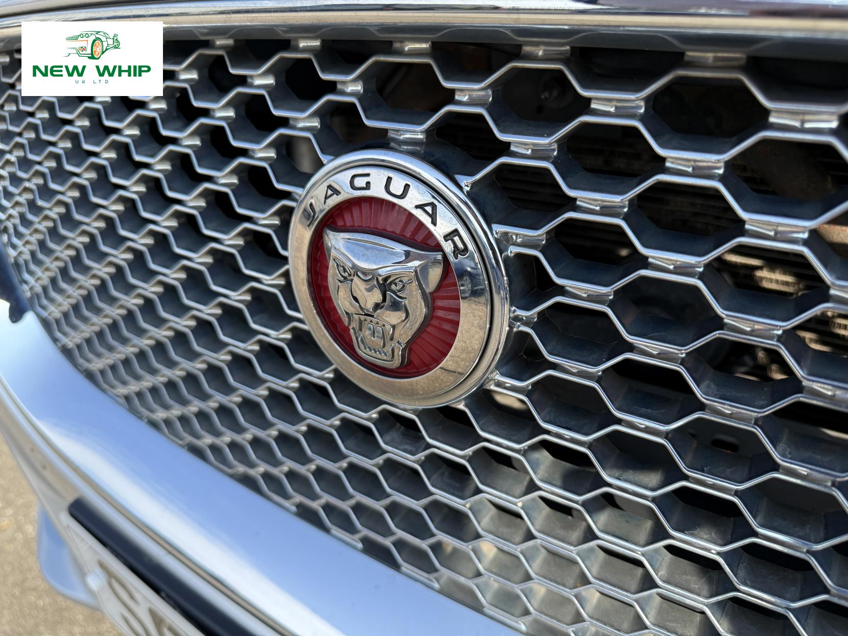 Jaguar XJ 3.0d V6 Premium Luxury Saloon 4dr Diesel Auto Euro 6 (s/s) (300 ps)