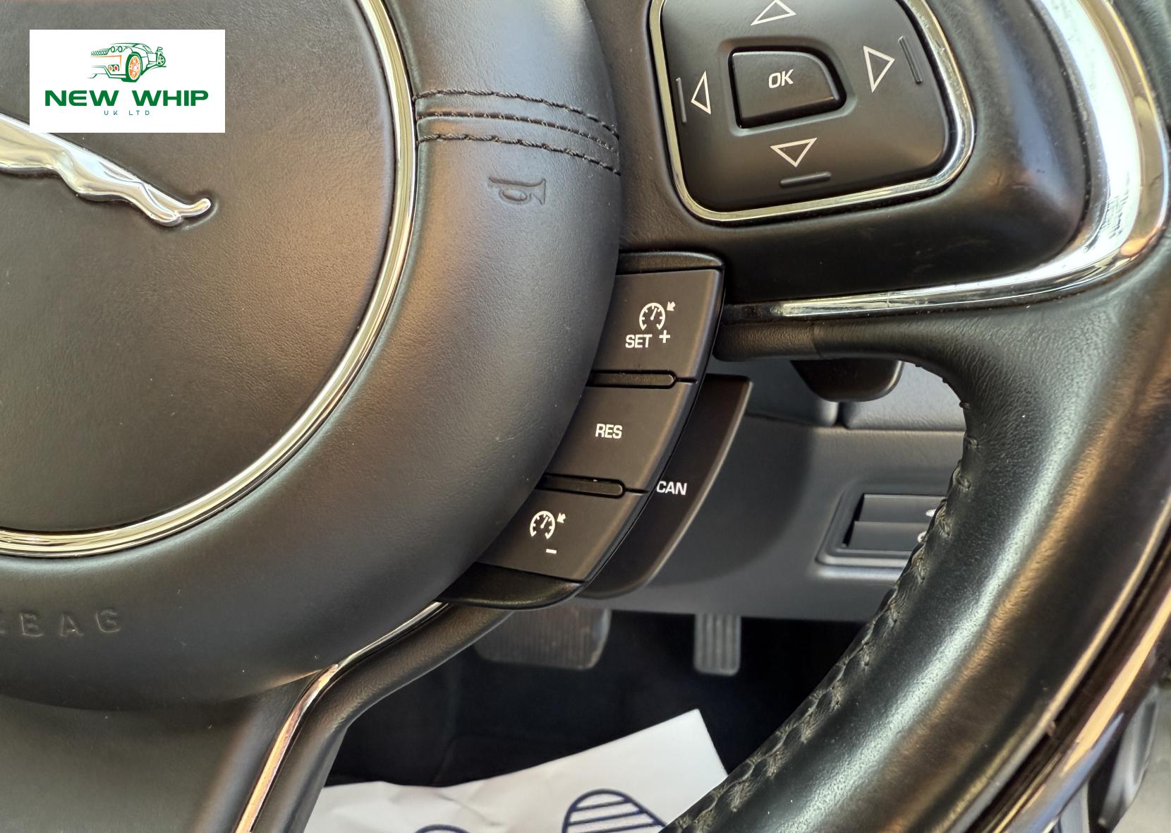 Jaguar XJ 3.0d V6 Premium Luxury Saloon 4dr Diesel Auto Euro 6 (s/s) (300 ps)
