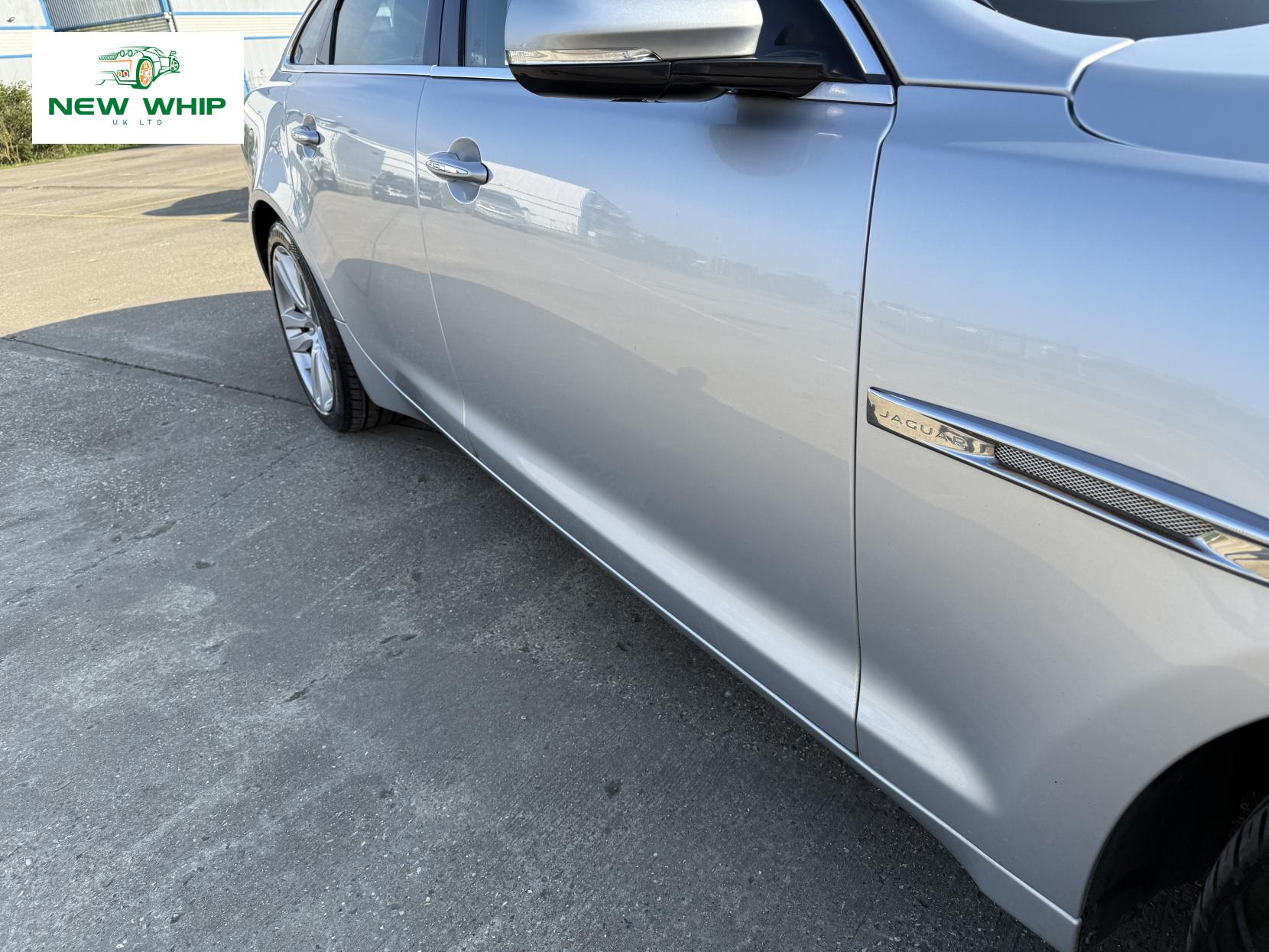Jaguar XJ 3.0d V6 Premium Luxury Saloon 4dr Diesel Auto Euro 6 (s/s) (300 ps)