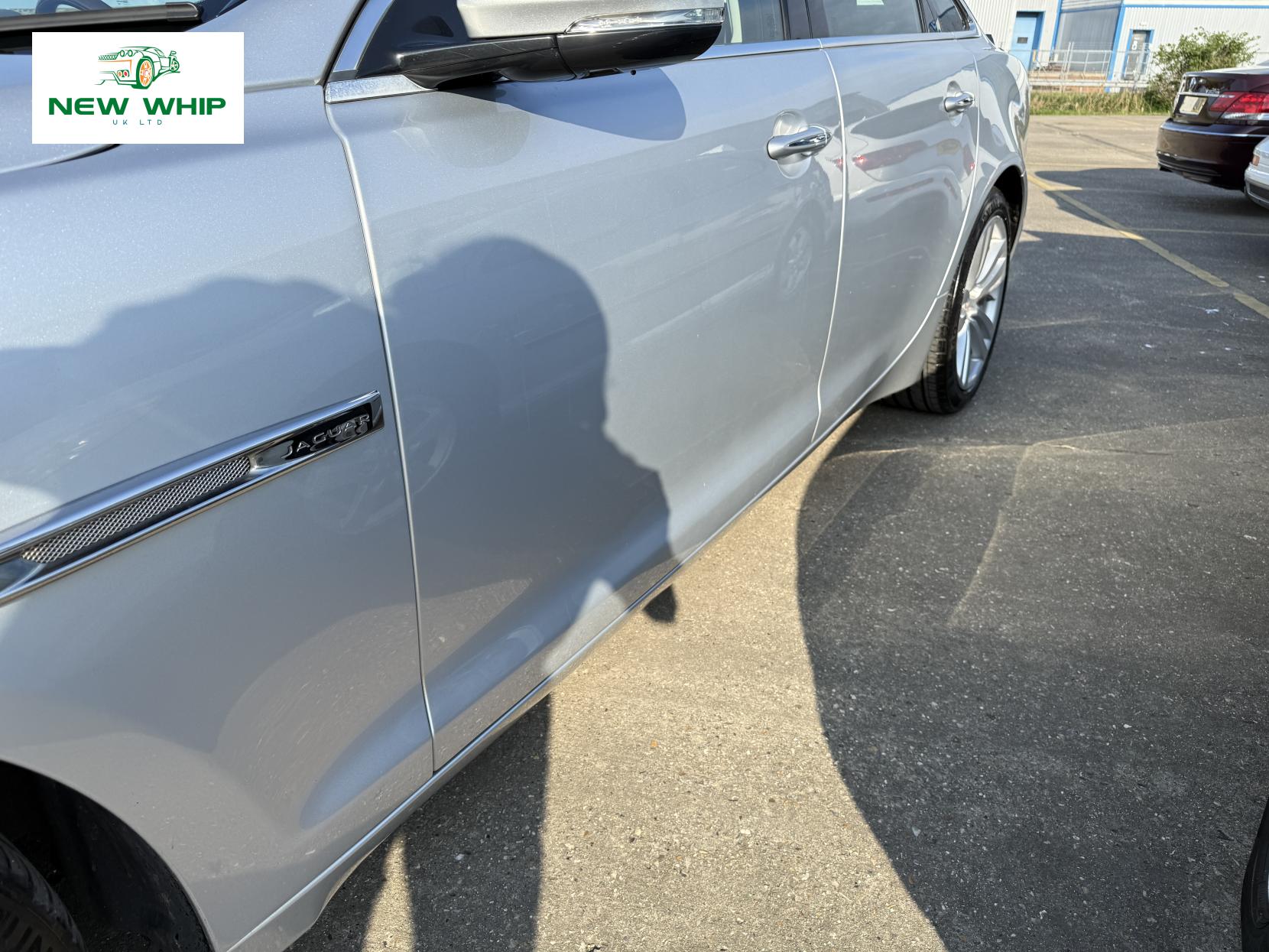 Jaguar XJ 3.0d V6 Premium Luxury Saloon 4dr Diesel Auto Euro 6 (s/s) (300 ps)