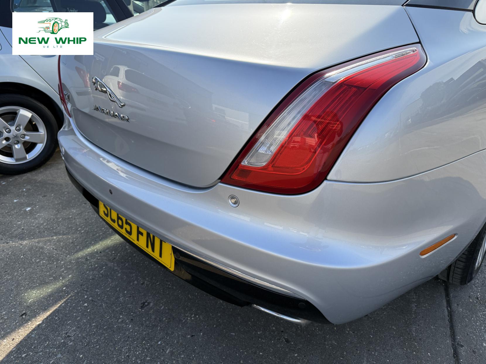 Jaguar XJ 3.0d V6 Premium Luxury Saloon 4dr Diesel Auto Euro 6 (s/s) (300 ps)