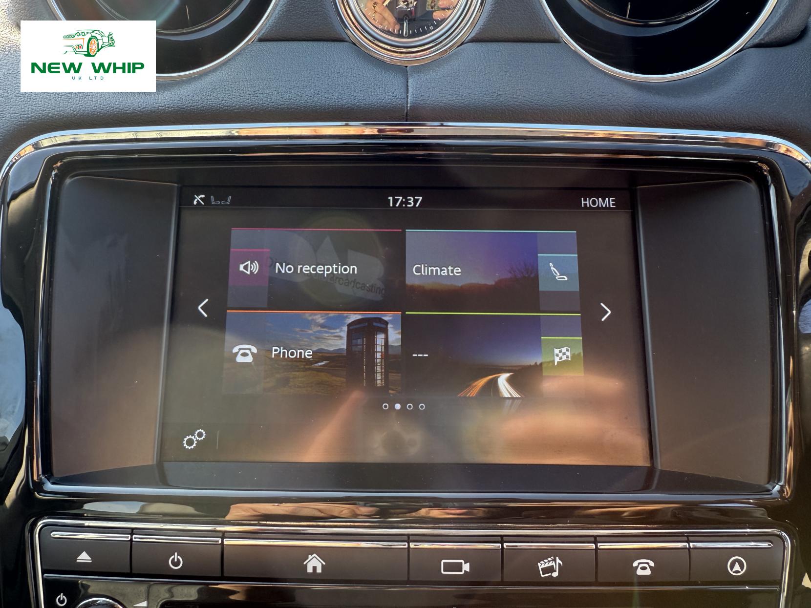 Jaguar XJ 3.0d V6 Premium Luxury Saloon 4dr Diesel Auto Euro 6 (s/s) (300 ps)