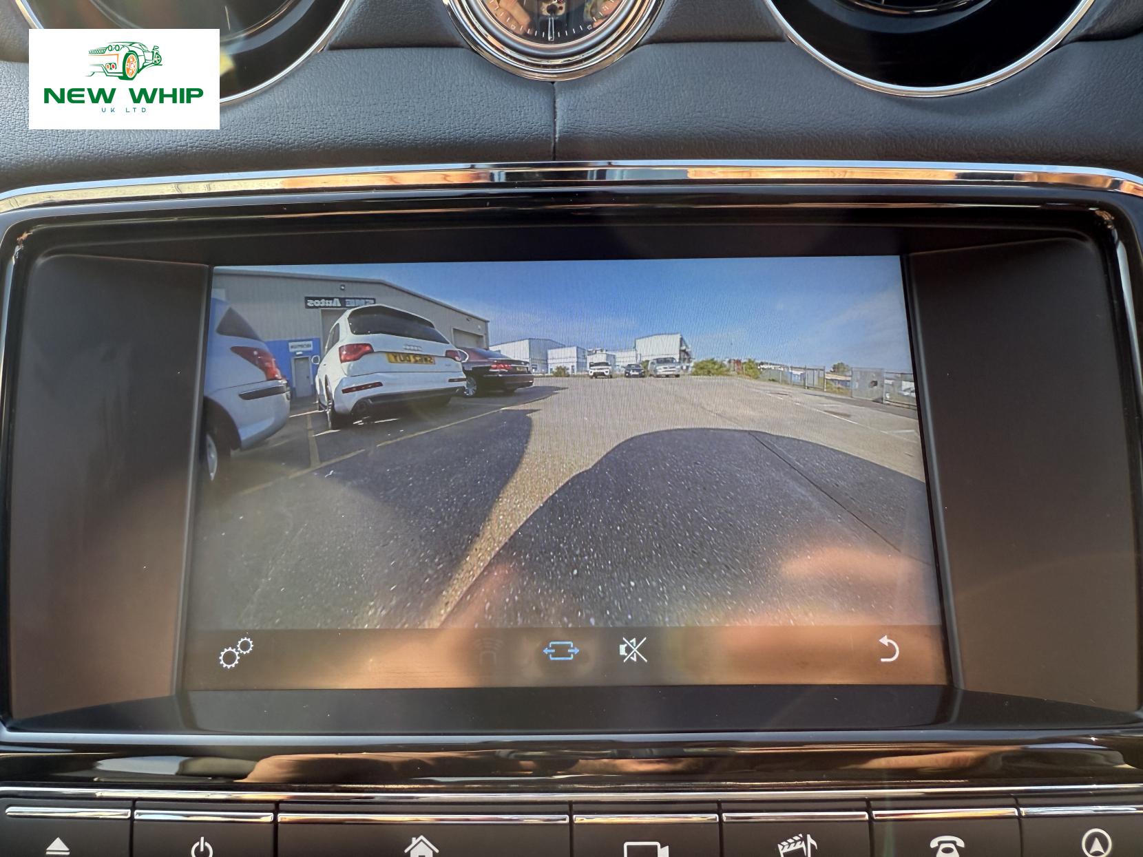 Jaguar XJ 3.0d V6 Premium Luxury Saloon 4dr Diesel Auto Euro 6 (s/s) (300 ps)