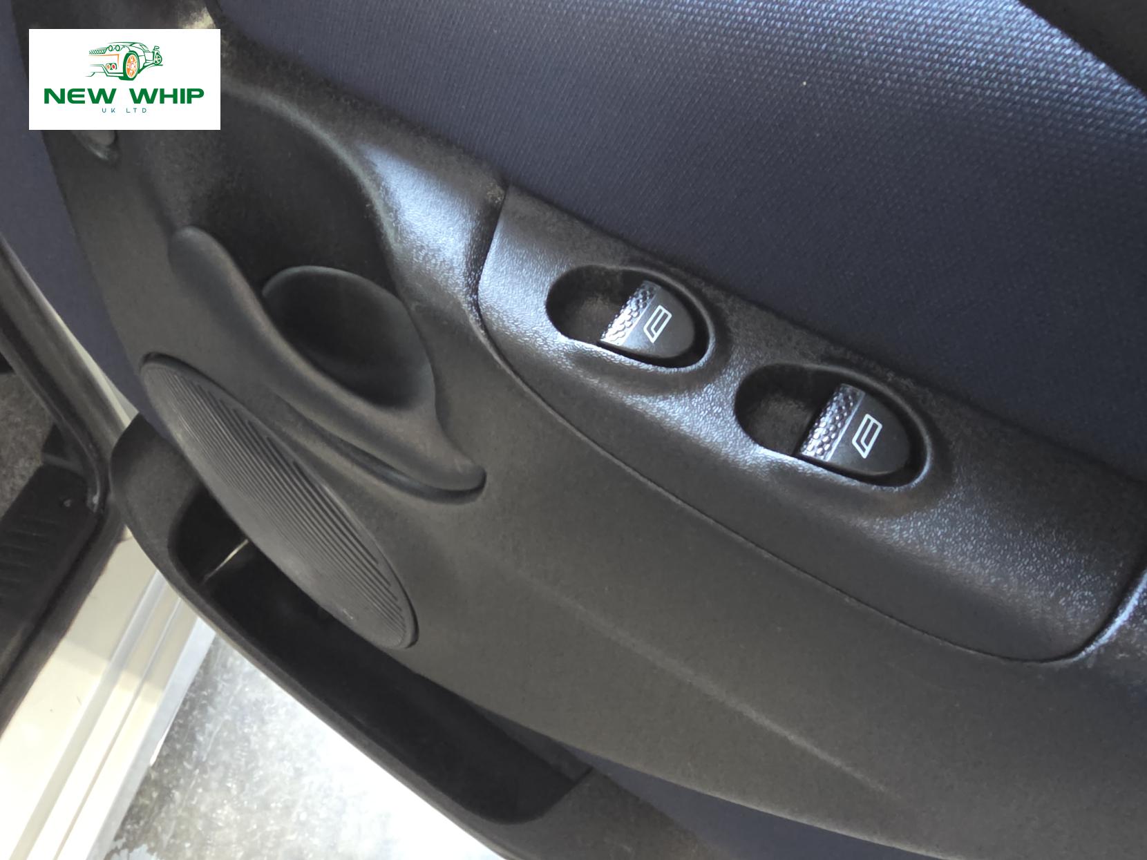 Fiat Multipla 1.9 MultiJet Dynamic Family MPV 5dr Diesel Manual (173 g/km, 120 bhp)