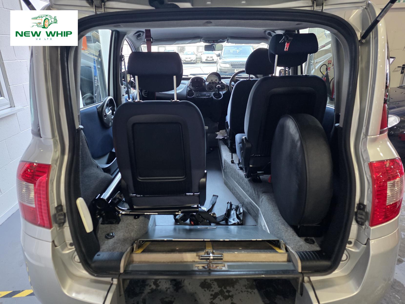 Fiat Multipla 1.9 MultiJet Dynamic Family MPV 5dr Diesel Manual (173 g/km, 120 bhp)