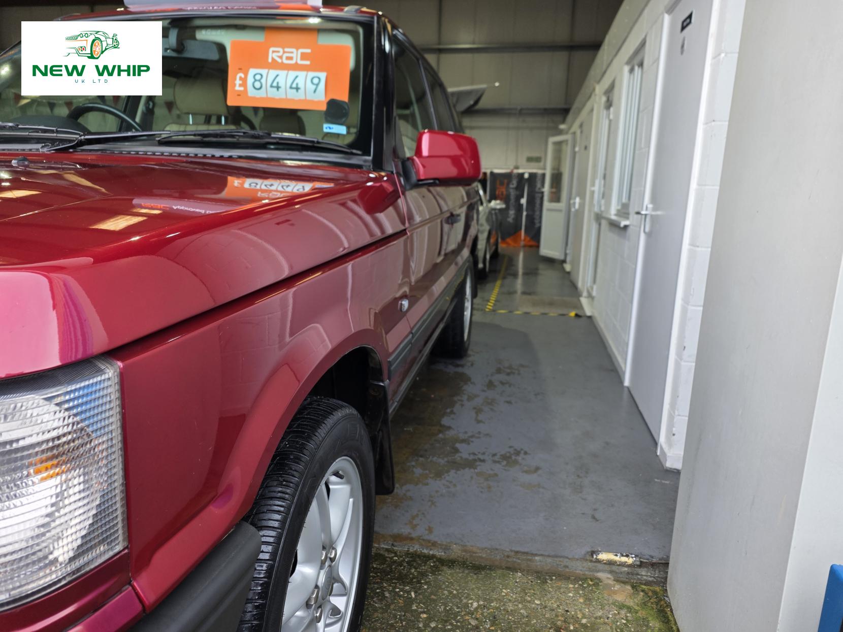 Land Rover Range Rover 4.6 V8 Vogue Station Wagon 5dr Petrol Automatic (398 g/km, 215 bhp)