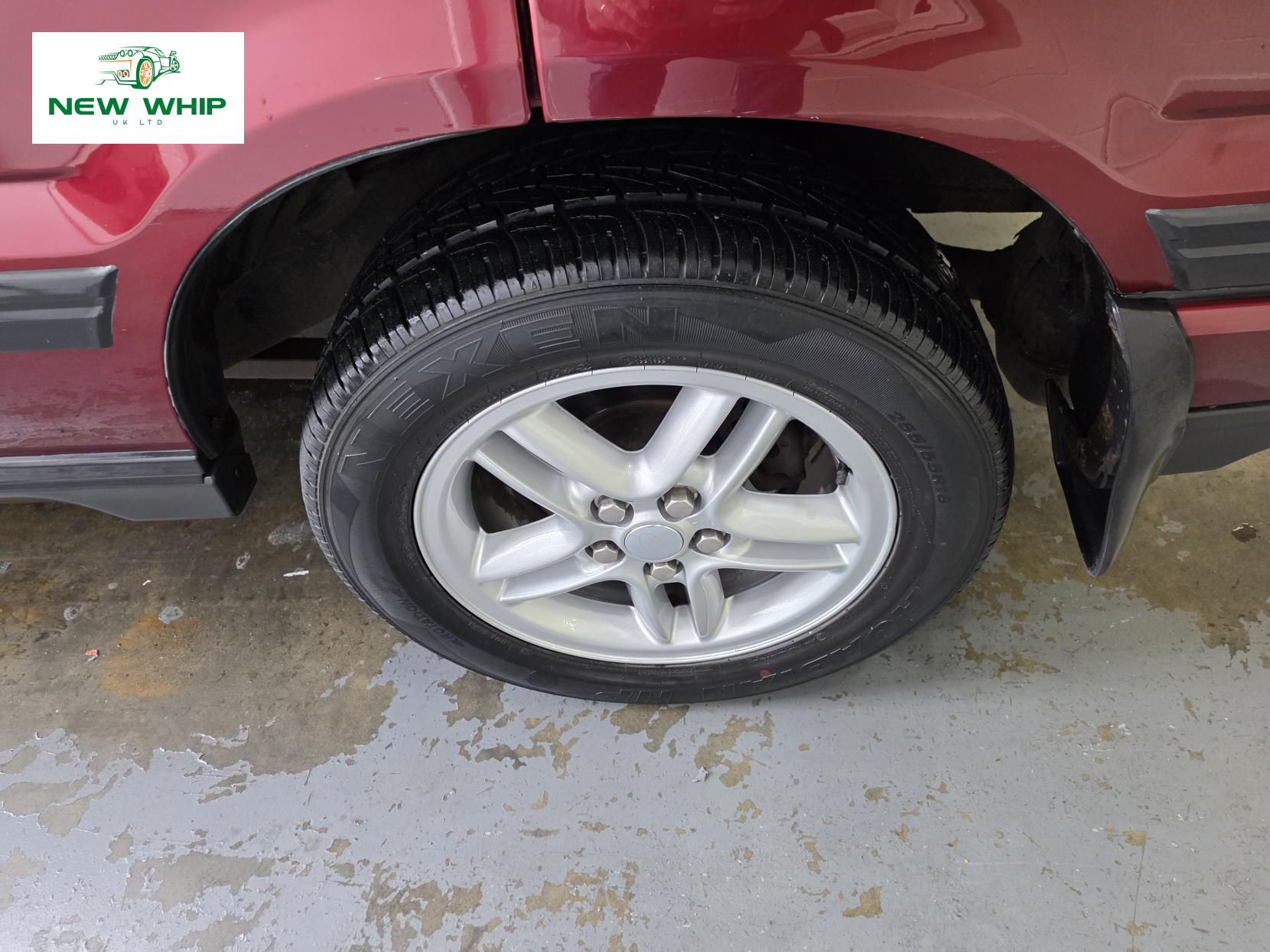 Land Rover Range Rover 4.6 V8 Vogue Station Wagon 5dr Petrol Automatic (398 g/km, 215 bhp)