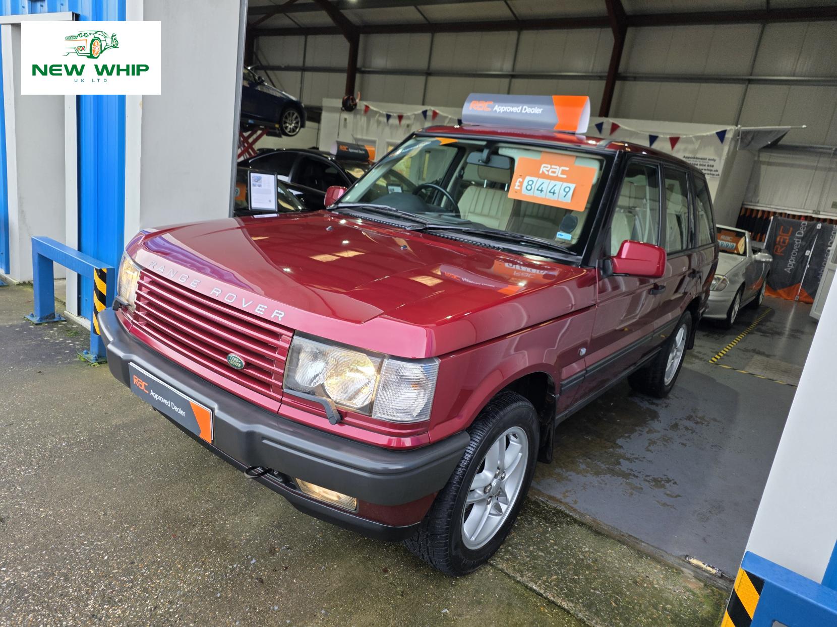 Land Rover Range Rover 4.6 V8 Vogue Station Wagon 5dr Petrol Automatic (398 g/km, 215 bhp)